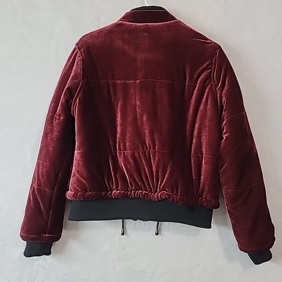 Rue 21 Burgundy Velvet Bomber Jacket Junior Size Small Winter Velor Coat - Picture 3 of 12